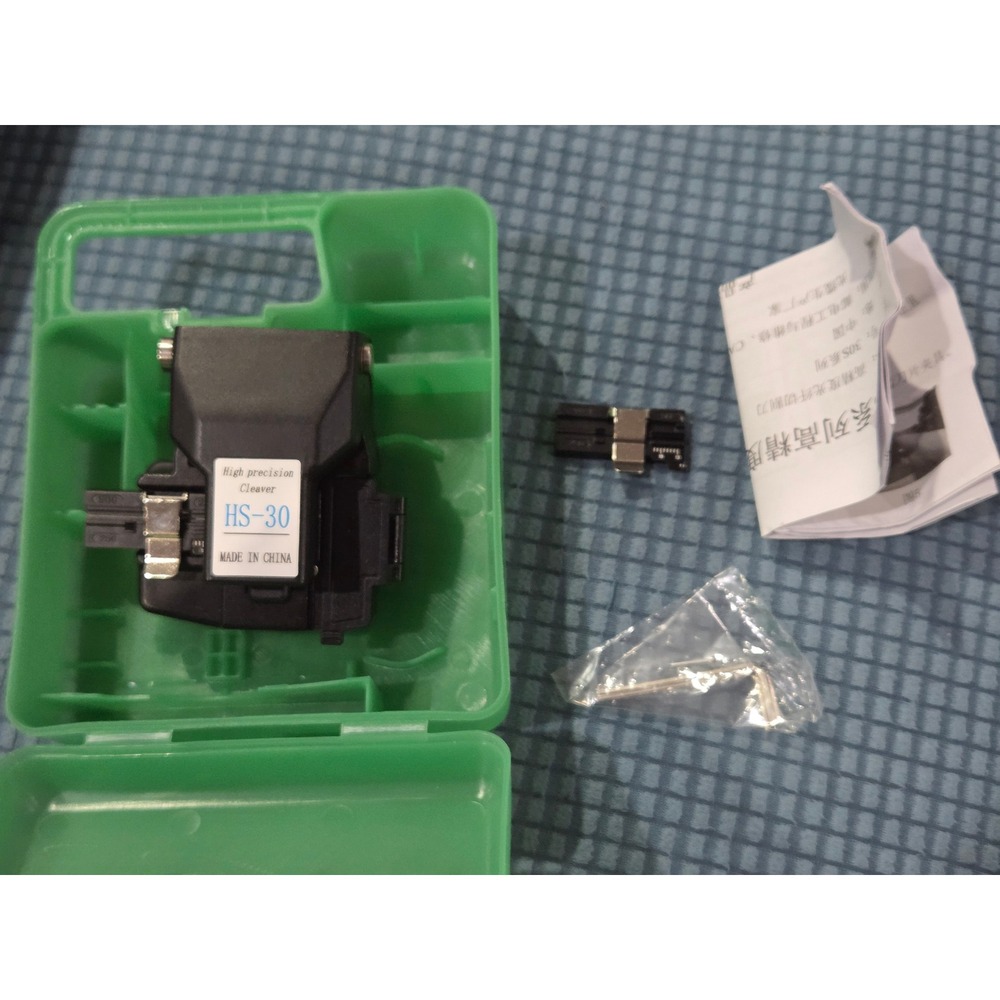 High Precision Fiber Optic Cleaver HS-30 with Case and Tools Single Fiber Cut